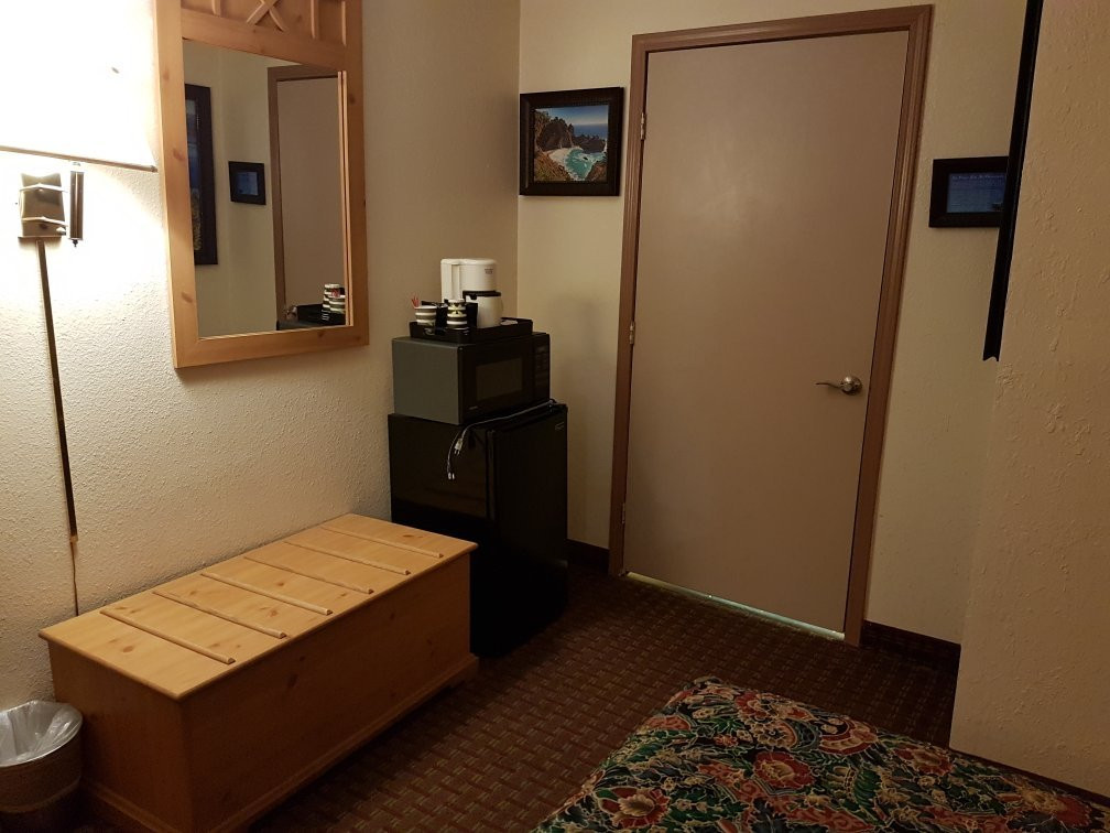 National 9 Inn主图