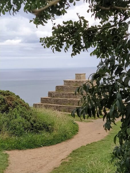 The Pyramid of Dublin-Killiney必去景点