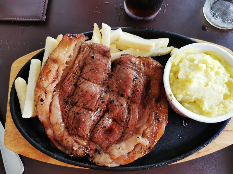 Hotel Colinas Altavista主图