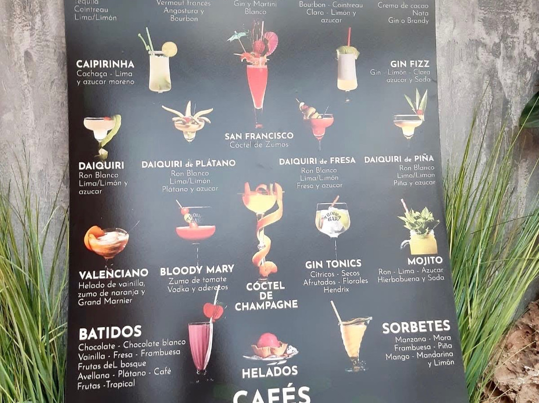 Troika Bar-艾斯卡拉伊必去景点