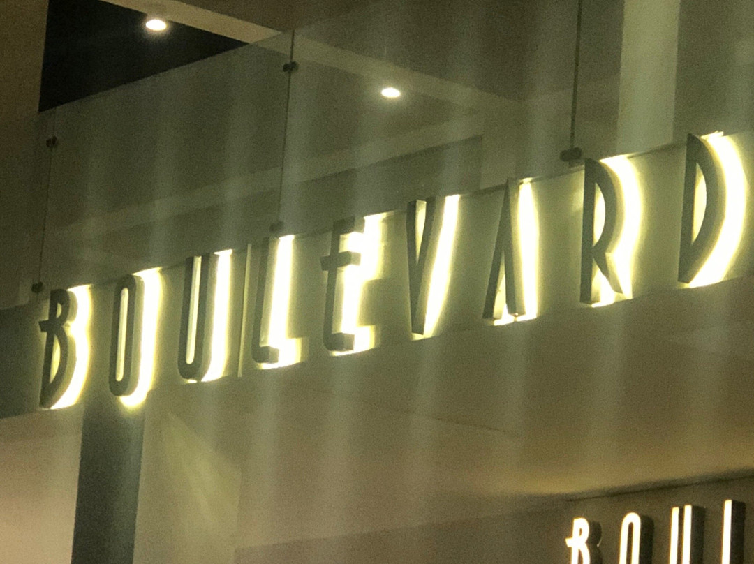 Matrouh Governorate餐馆和美食-Boulevard Seashell Walk