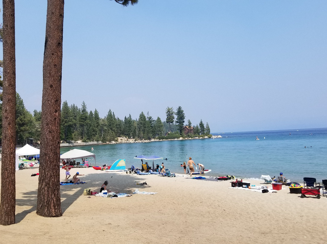 Meeks Bay Resort主图
