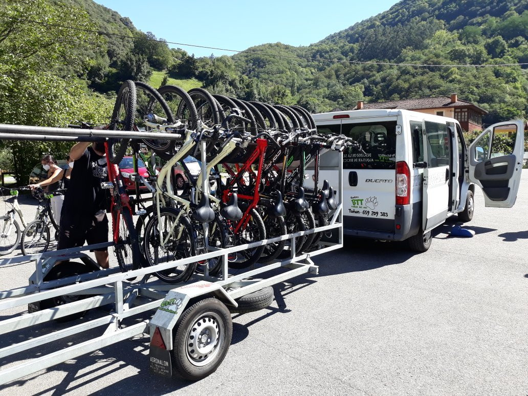 Centro Btt Valles del Oso-Villanueva De Santo Adriano必去景点