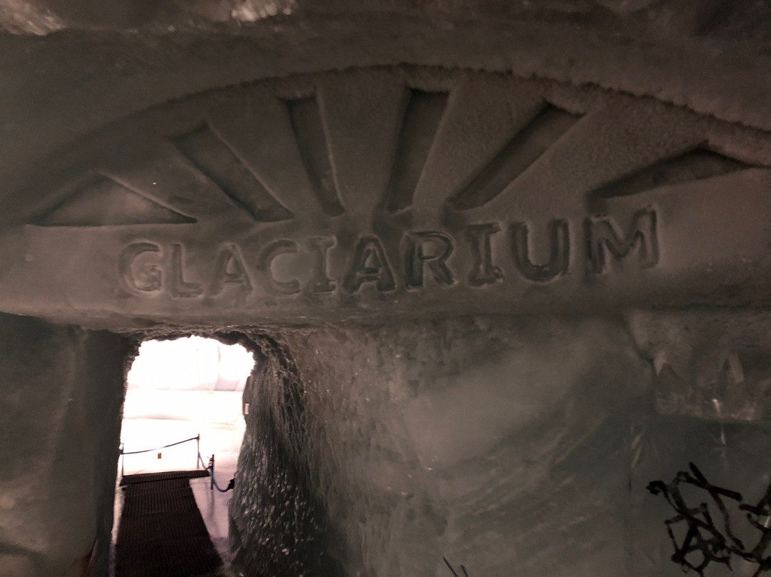 Ice Cave Allalin-萨斯费必去景点