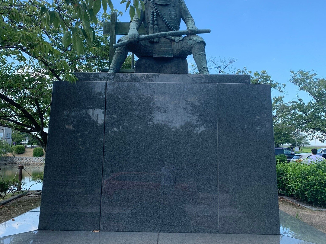 Tadakatsu Honda Statue-桑名市必去景点