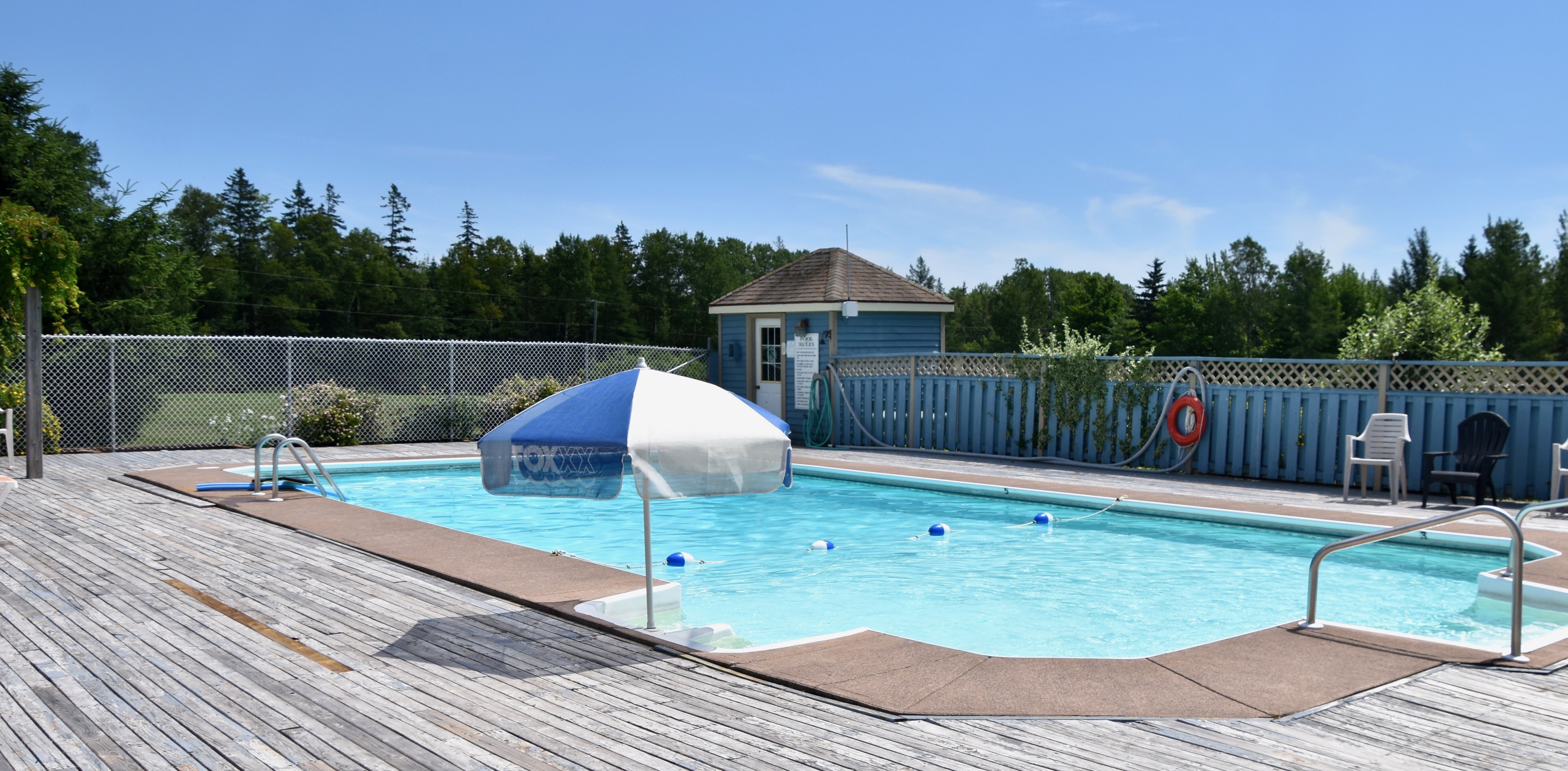 Brudenell Chalets-泳池
