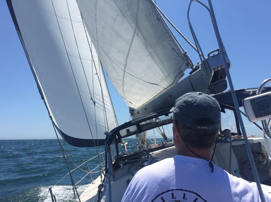 Captain Frank's Sailing Adventures-纽波特海滩必去景点