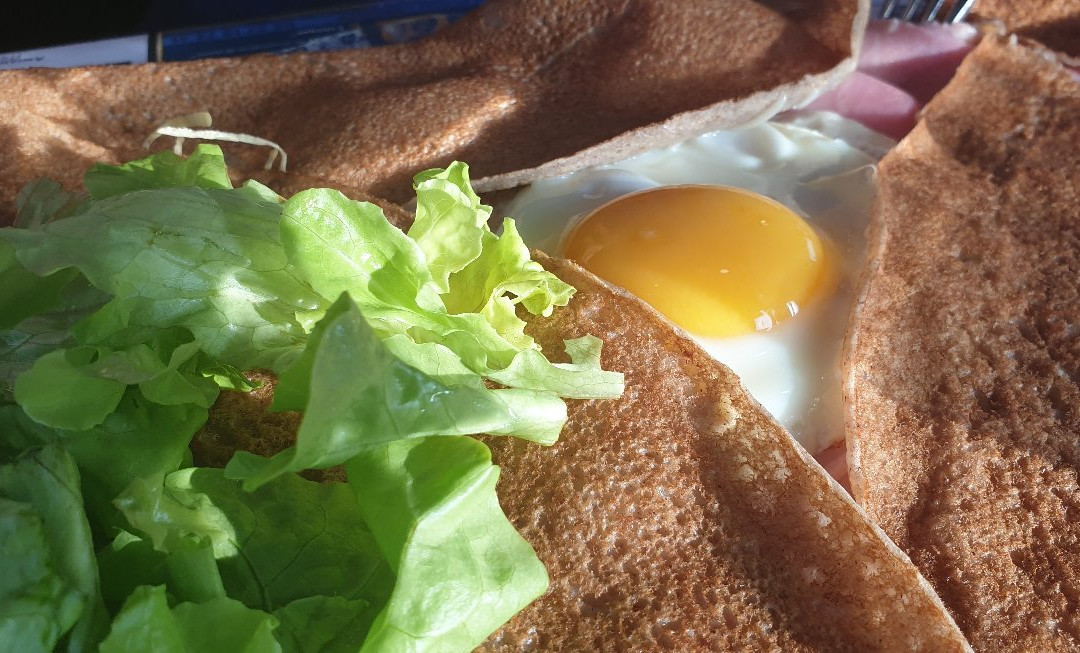 La crepe dans le bec