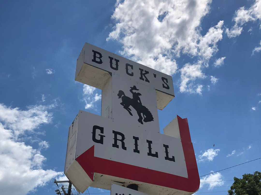 Ripley餐馆和美食-Buck's Grill & Crafts
