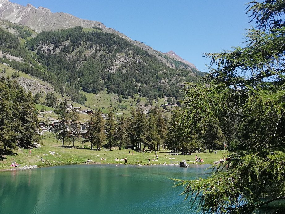 Lago Lexert景点图片