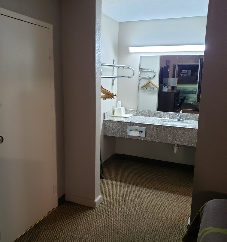 Super 8 by Wyndham Oklahoma/Frontier City主图