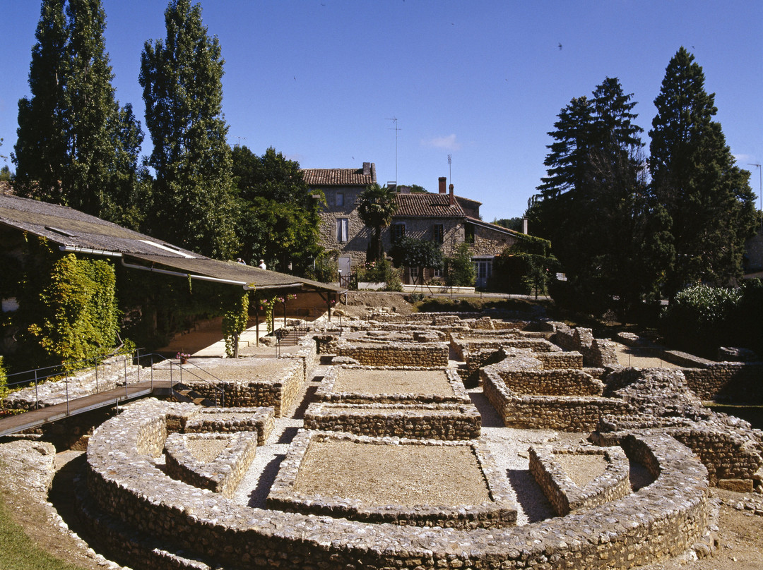 Montcaret Archaeological Site景点图片