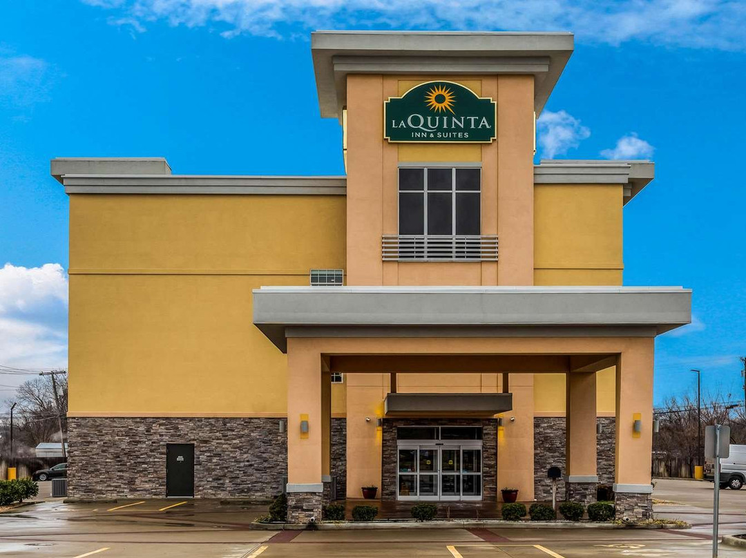 La Quinta Inn & Suites by Wyndham Claremore主图