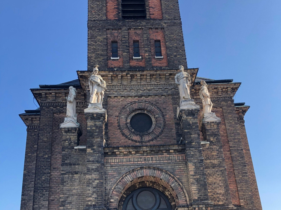 Waisenhaus-Kirche-默德林必去景点