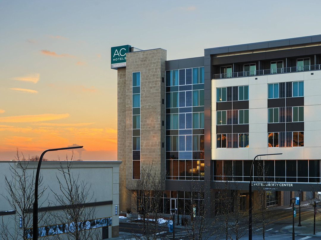 Ac Hotel Cincinnati At Liberty Center主图