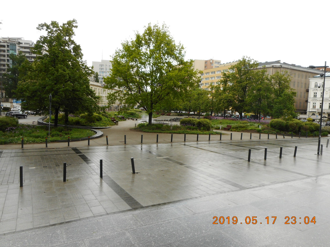 Grzybowski Square景点图片