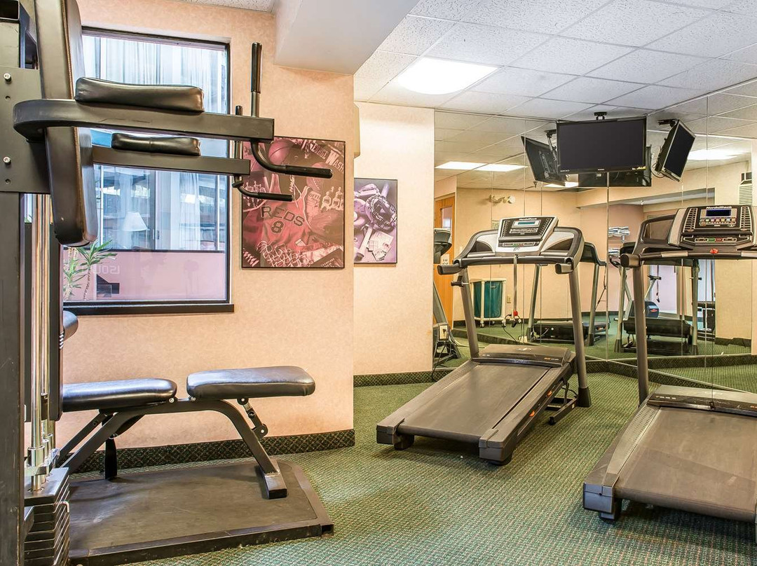 Quality Inn and Conference Center主图