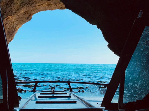 B-tours Adventures-拉戈阿必去景点