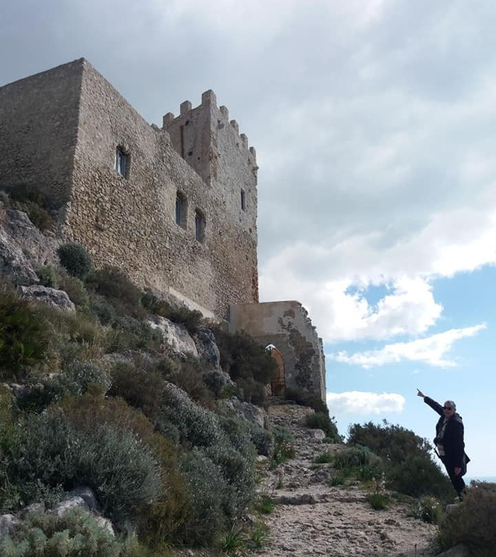 Castello Chiaramontano景点图片