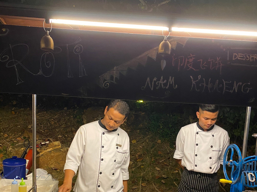 Asadong Beach Bazaar-塔林必去景点