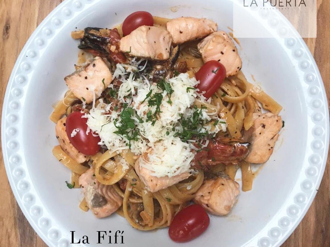 Tepatitlan de Morelos餐馆和美食-La Puerta