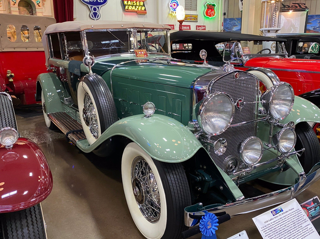 Stahls Automotive Collection景点图片