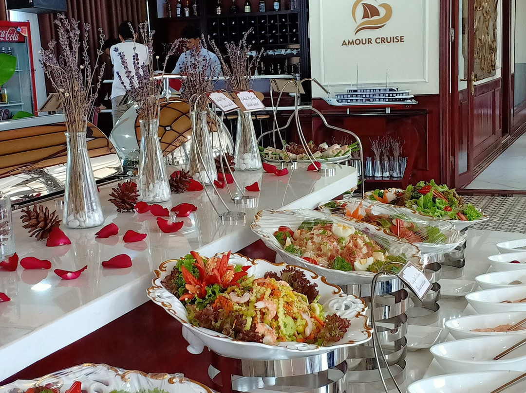 Amour Cruise-Ha Long City必去景点