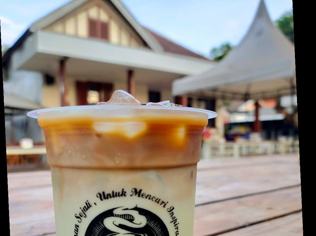 莲花园饭店主图