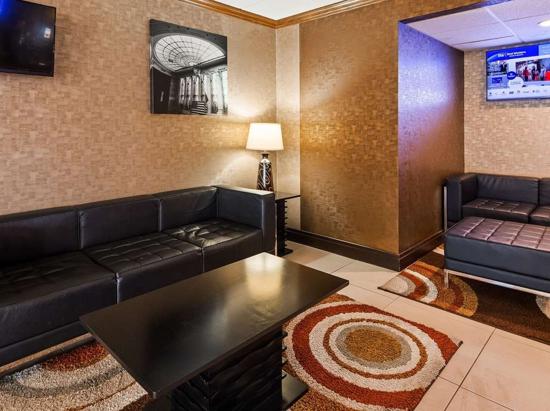 布法罗机场贝斯特韦斯特酒店主图