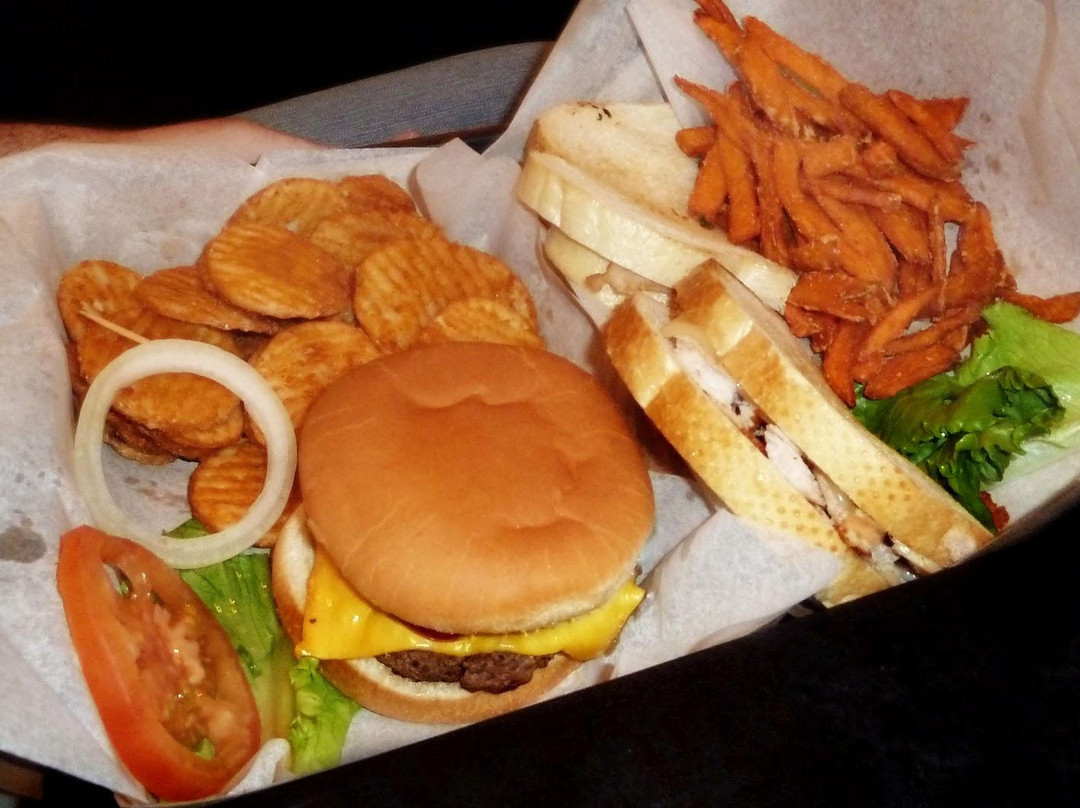 Larry H Miller Megaplex 8 at Thanksgiving Point-李海必去景点