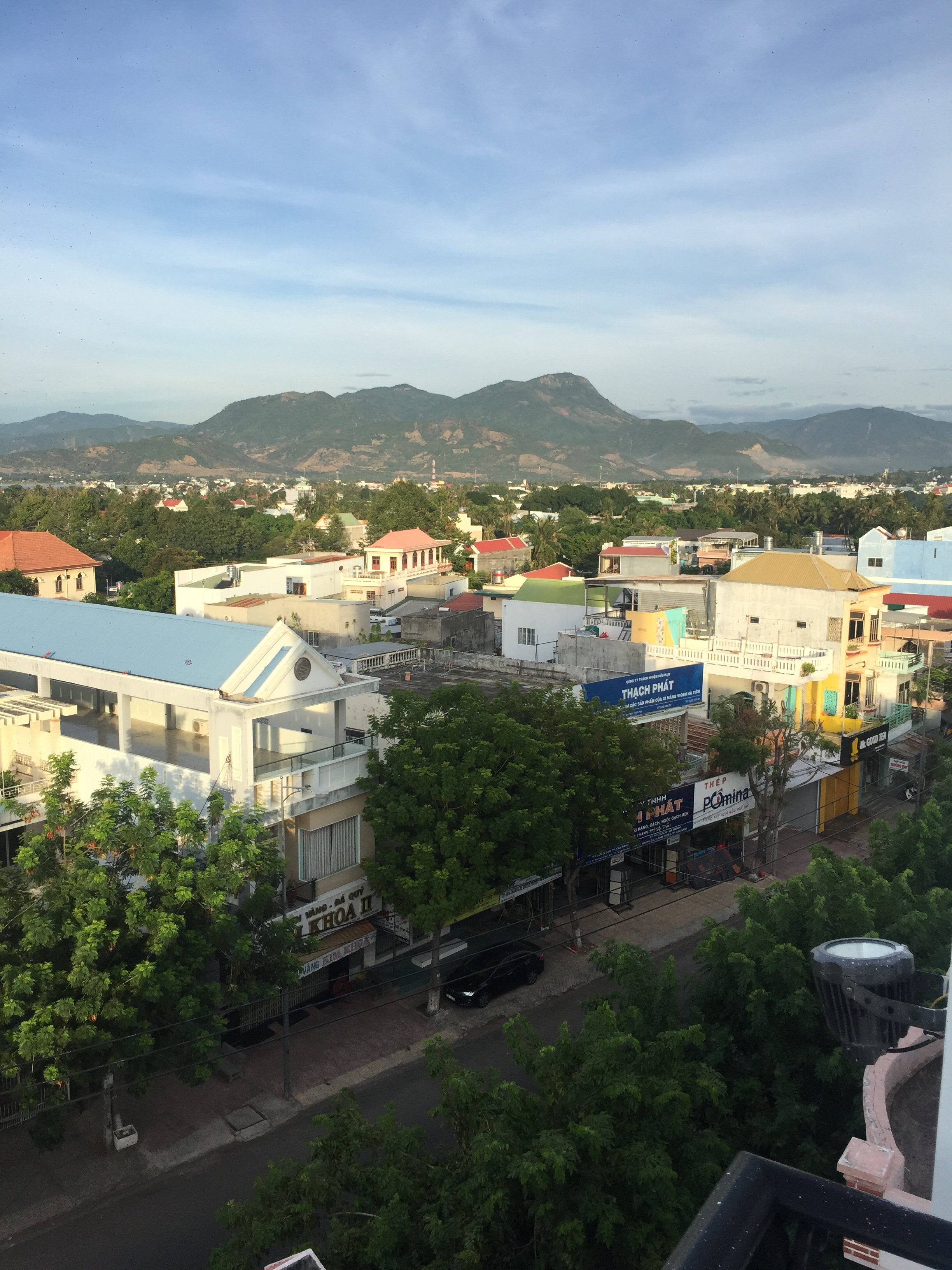 Cam Ranh Hotel 1-portrait