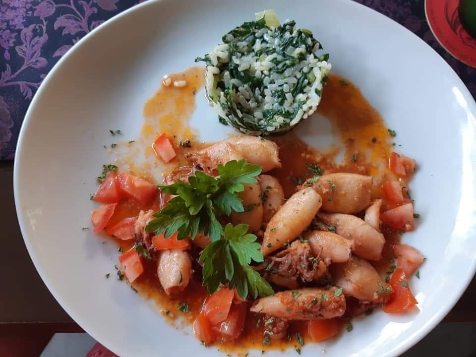 Poljsica pri Podnartu餐馆和美食-Gostilna pri Jarmu