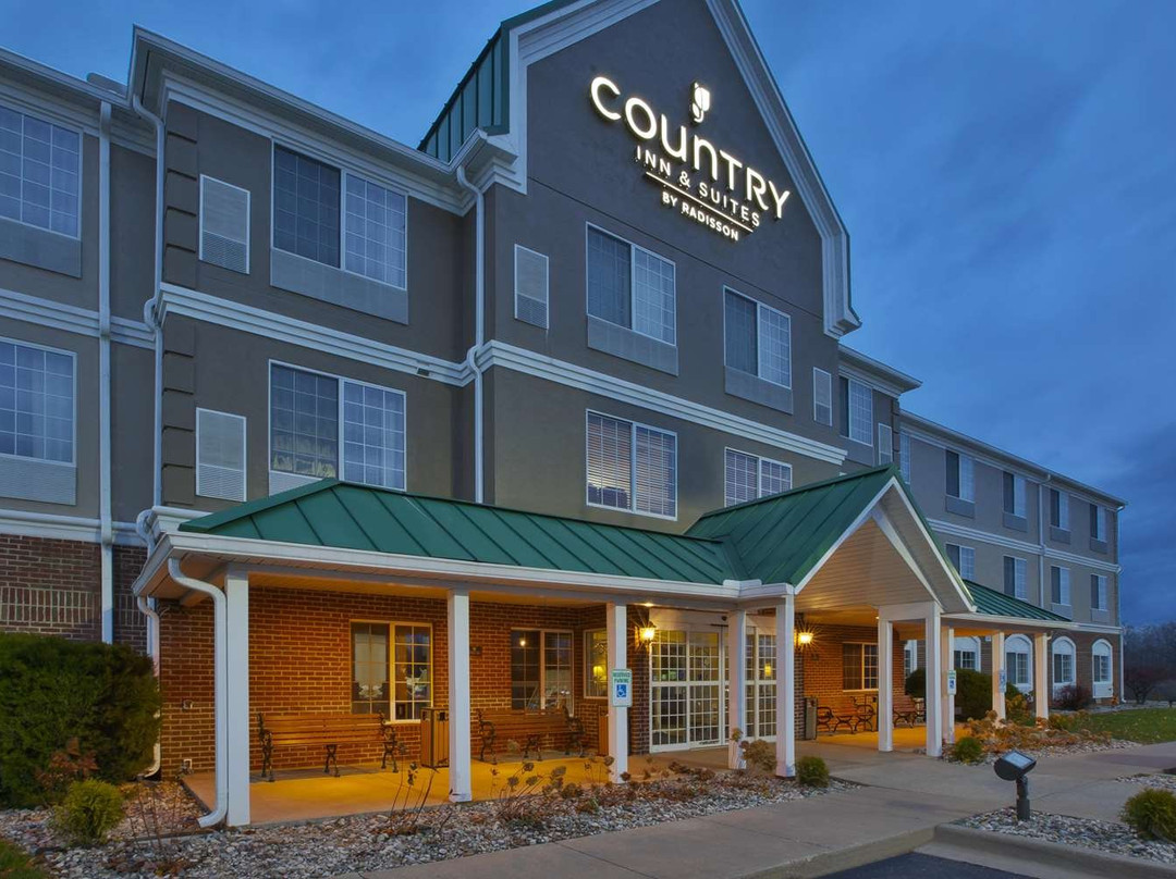 Country Inn & Suites by Radisson, Big Rapids, MI主图