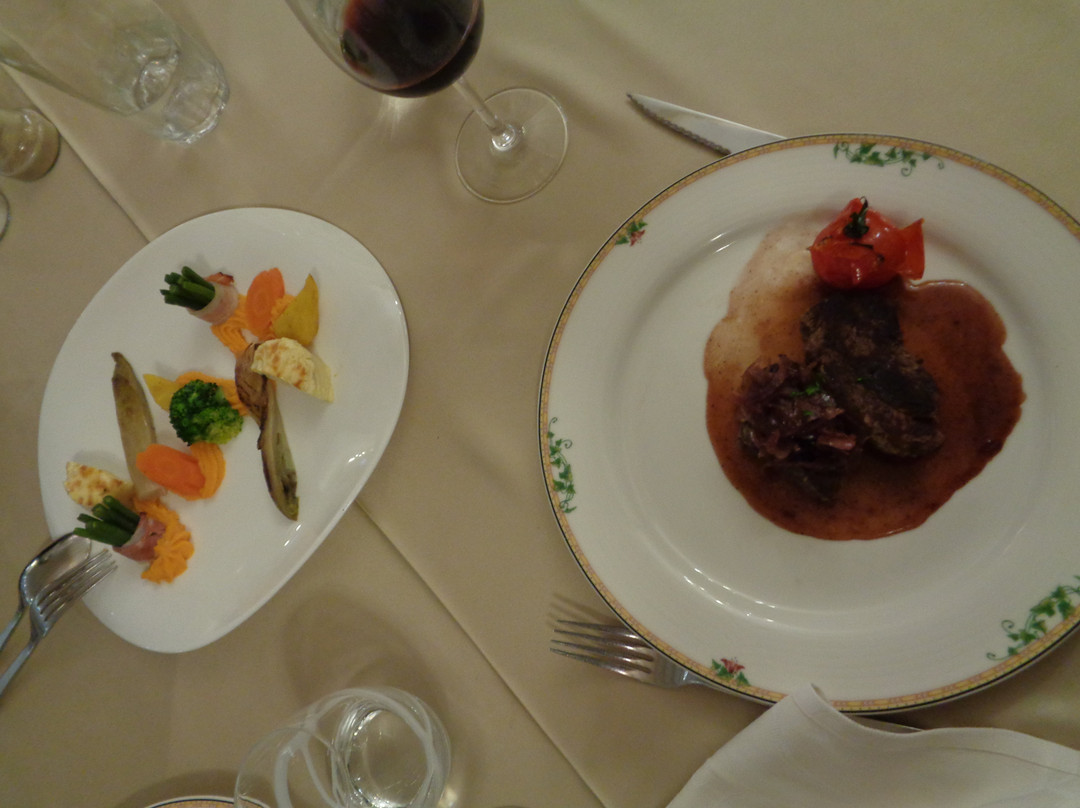 Logis Hostellerie Saint Louis主图