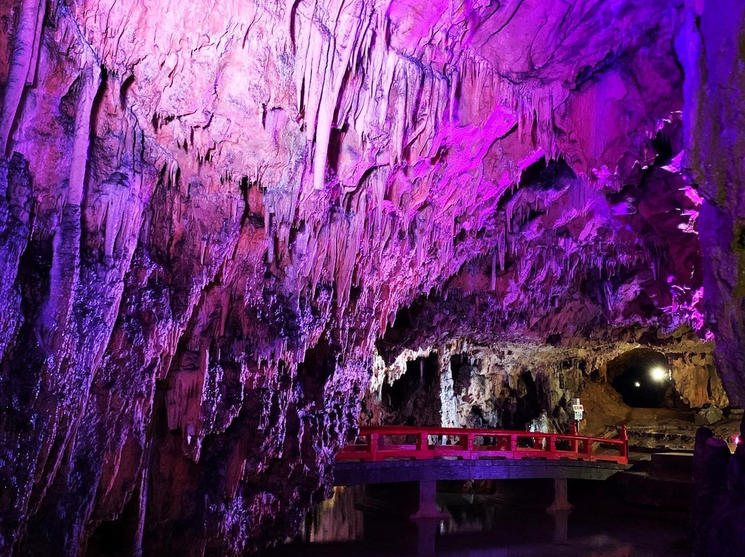 Maki Cave-新见市必去景点