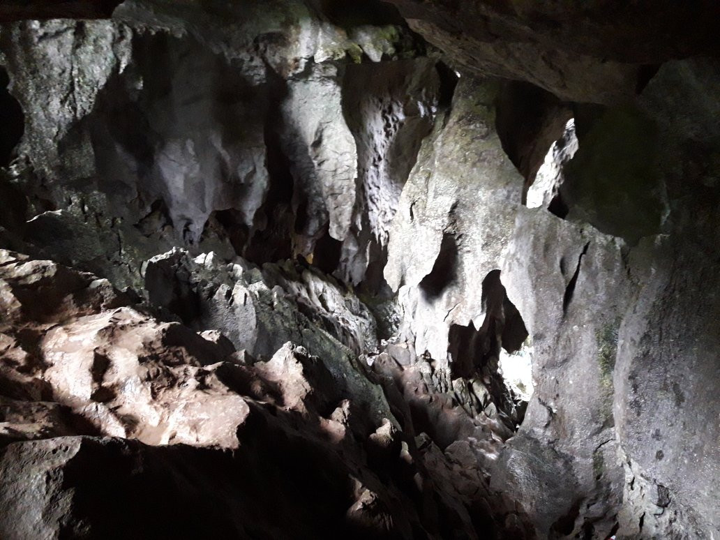 Igbaclag Cave-圣雷米希奥必去景点