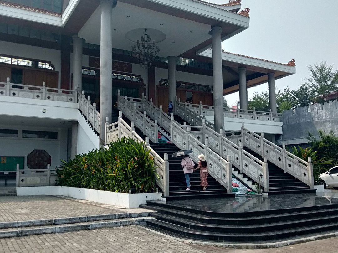 Batam Minibus Taxi Cervis private景点图片