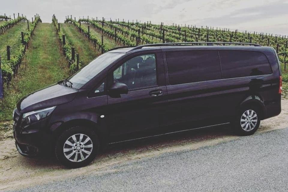 Executive Tour Service景点图片