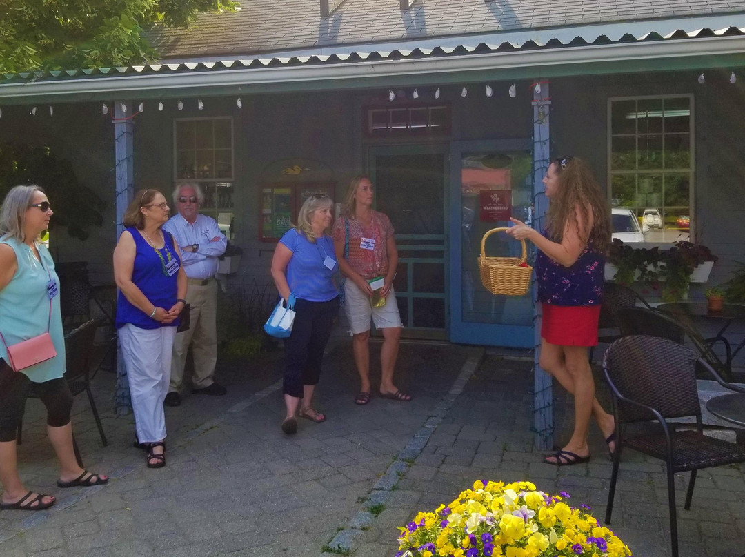 Red Cloak Historic Tidbit Tasting Tours-巴斯必去景点