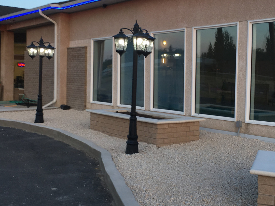 Bay Hill Inns & Suites主图