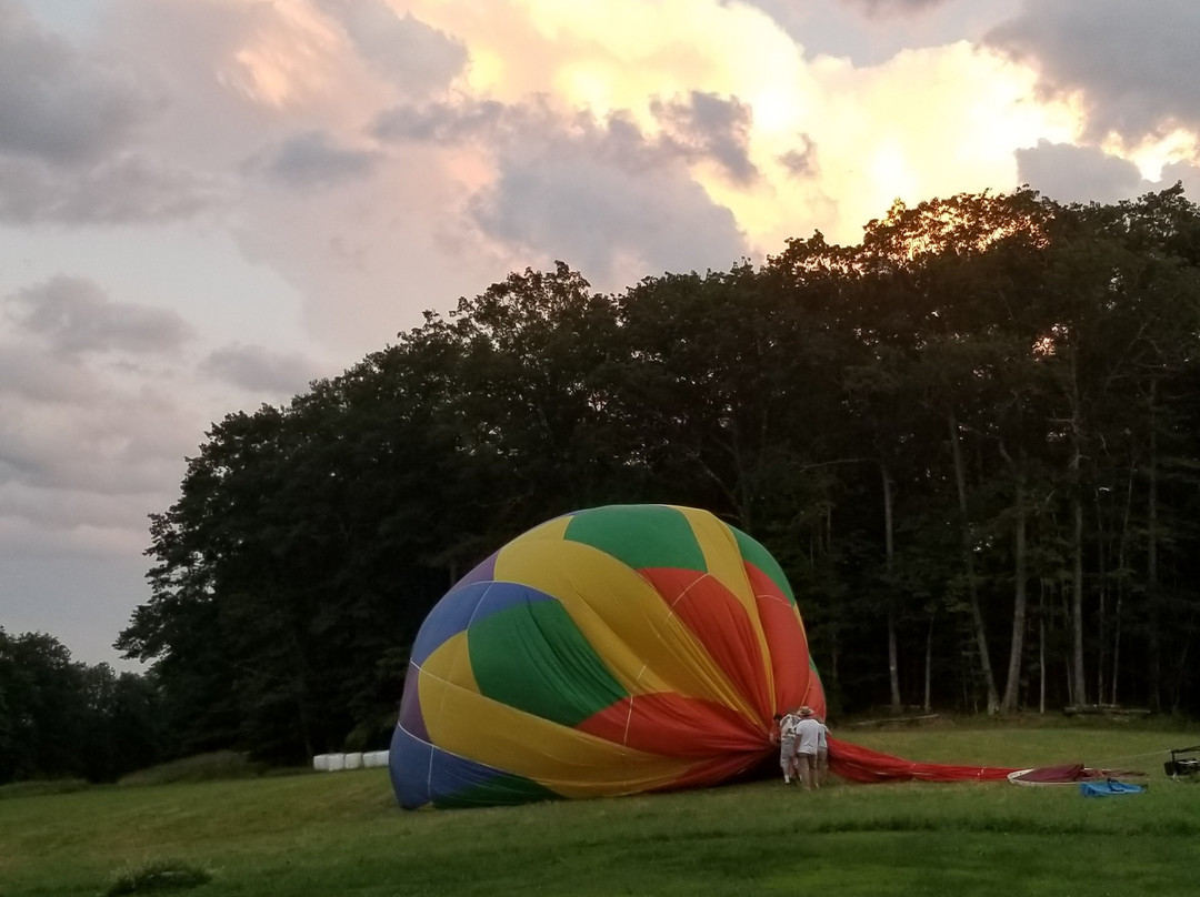 Balloons Over New England - Private Flights景点图片