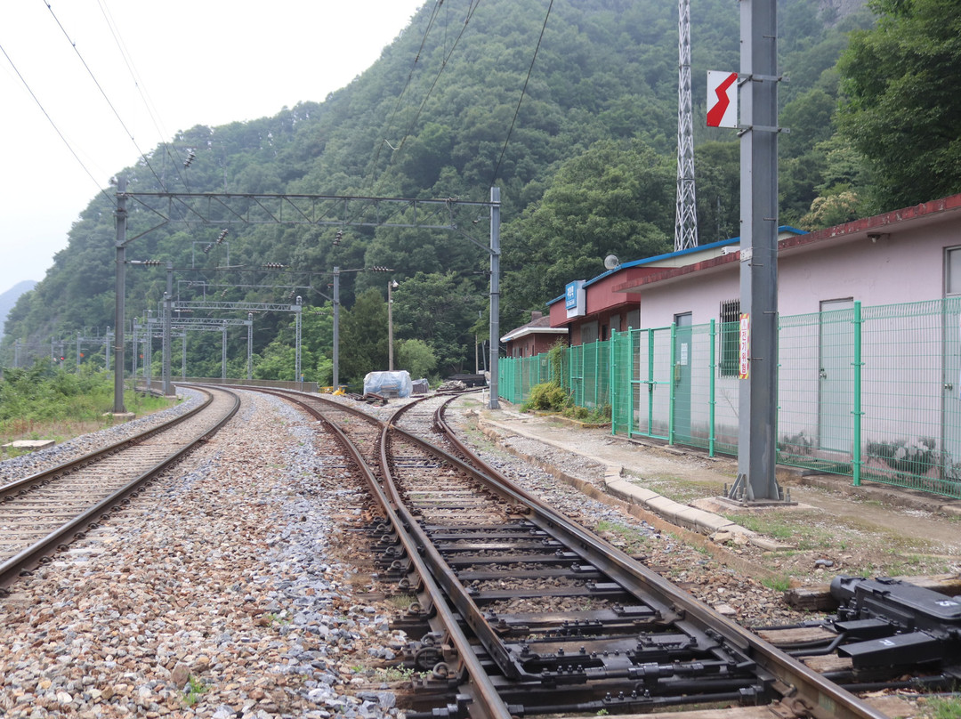 Chiak Station Center Line景点图片