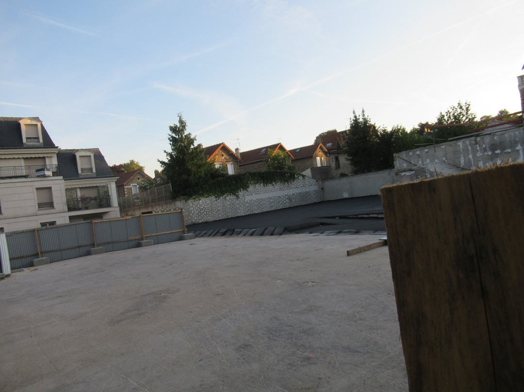 Centre Thierry Le Luron-Le Raincy必去景点