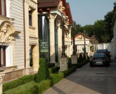 Primăria Certeze-Certeze必去景点