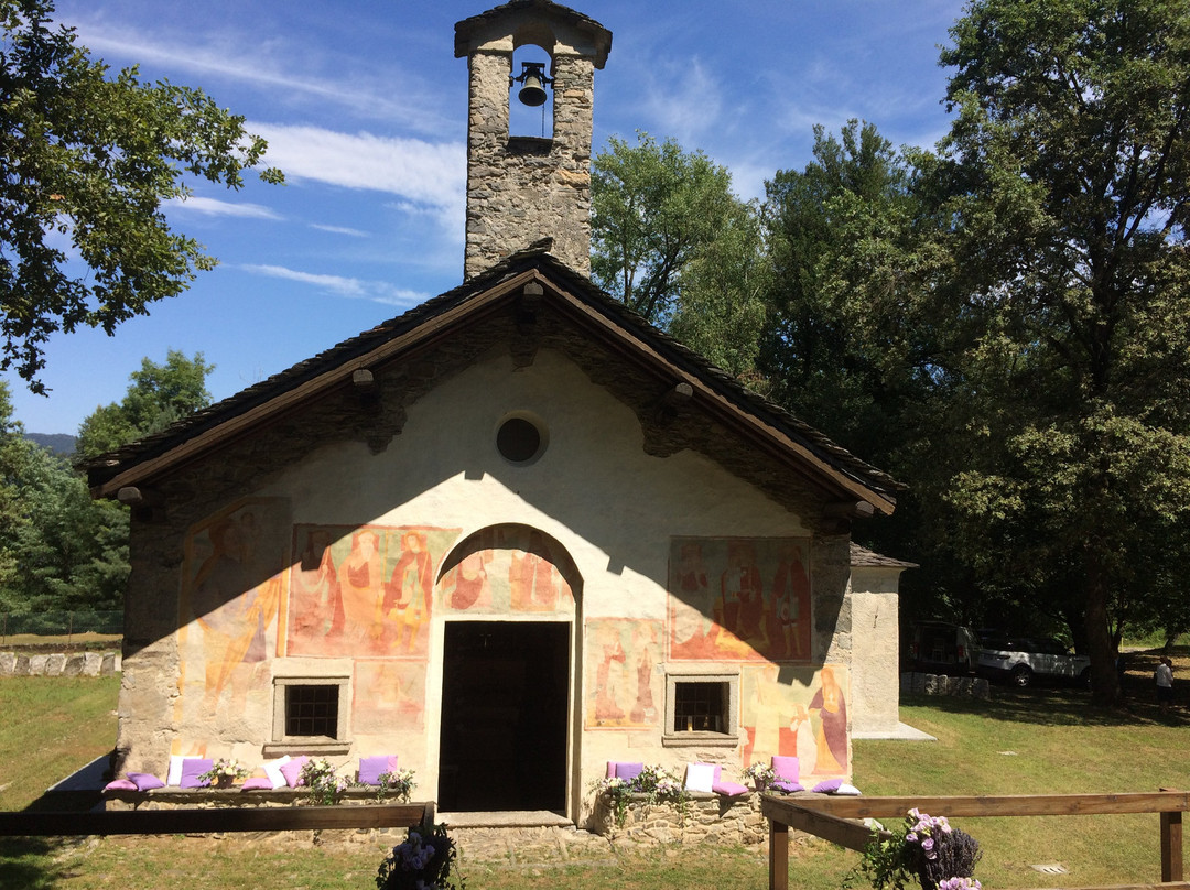 Chiesa di Santa Maria di Luzzara-Gozzano必去景点