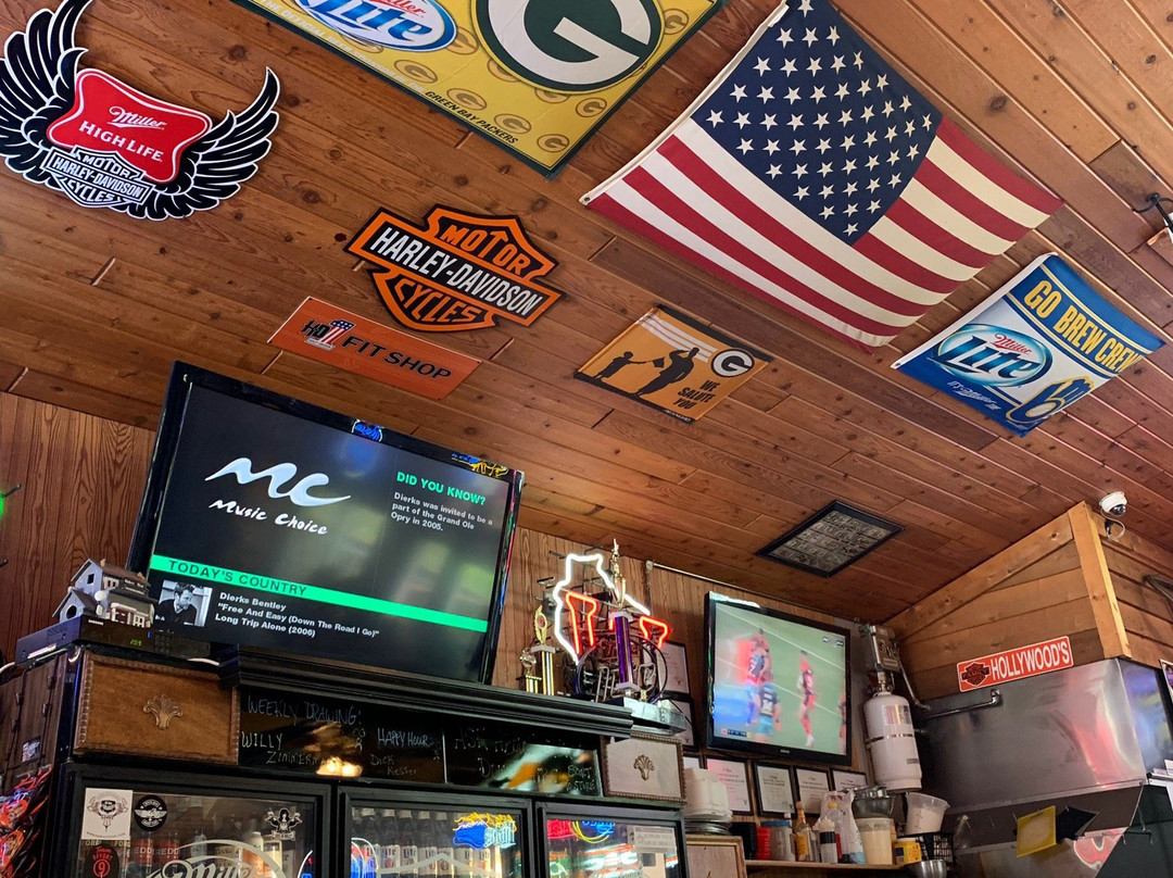 Hollywood's Roadhouse-Nashotah必去景点