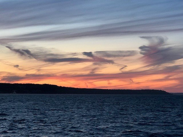 银云客栈酒店-慕基特奥海滨主图