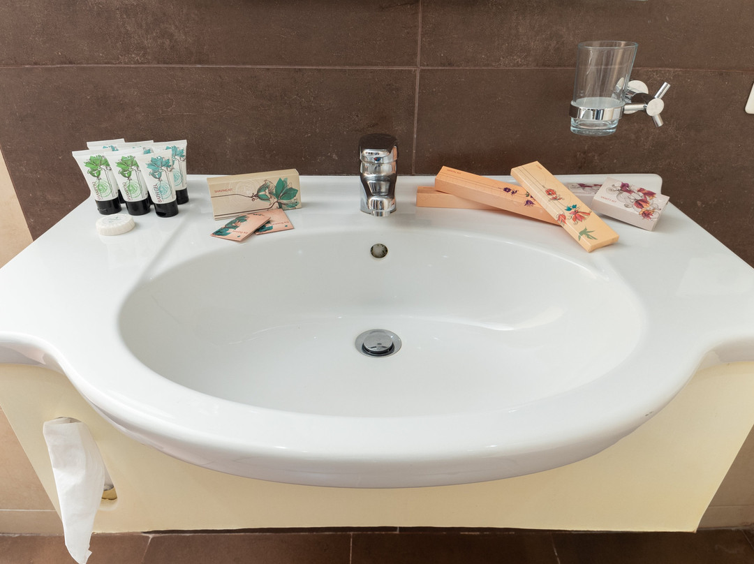 Madisson Hotel主图