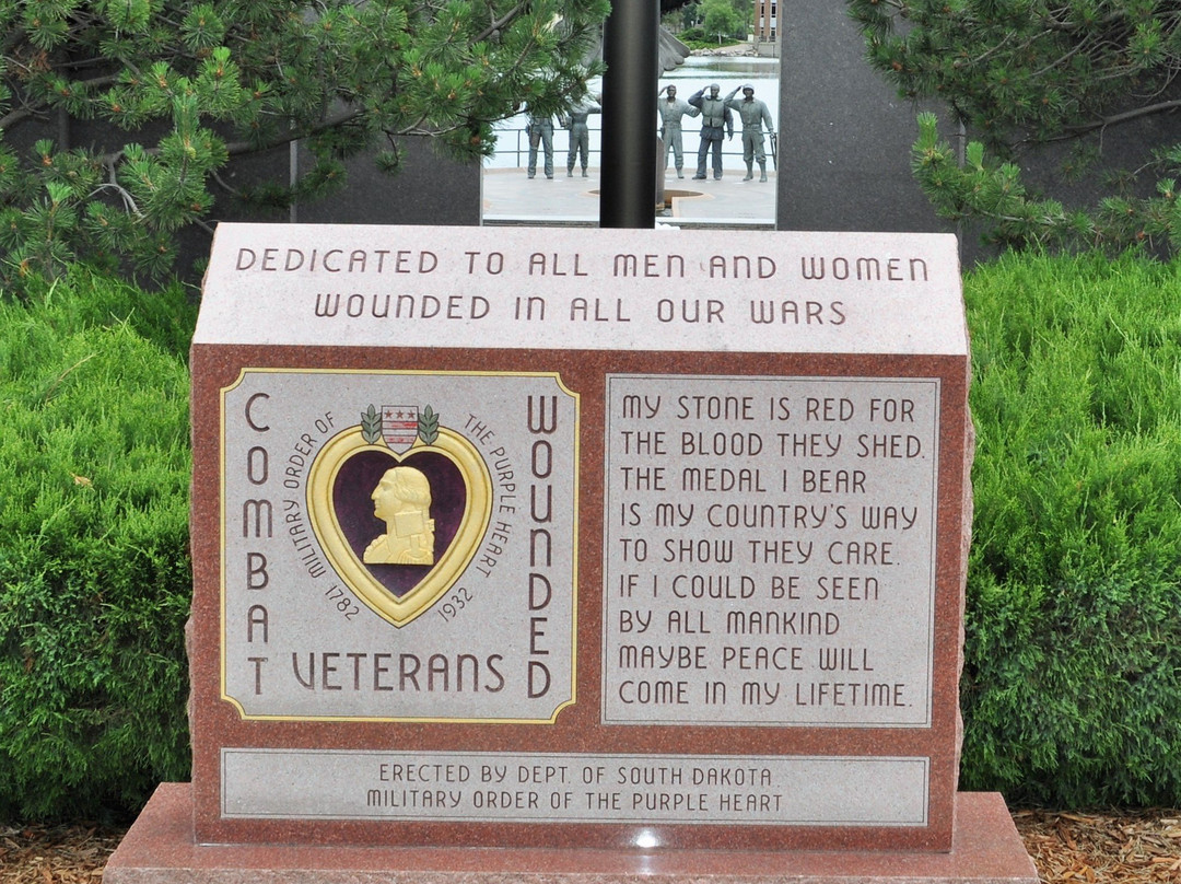 Flaming Fountain-皮尔必去景点