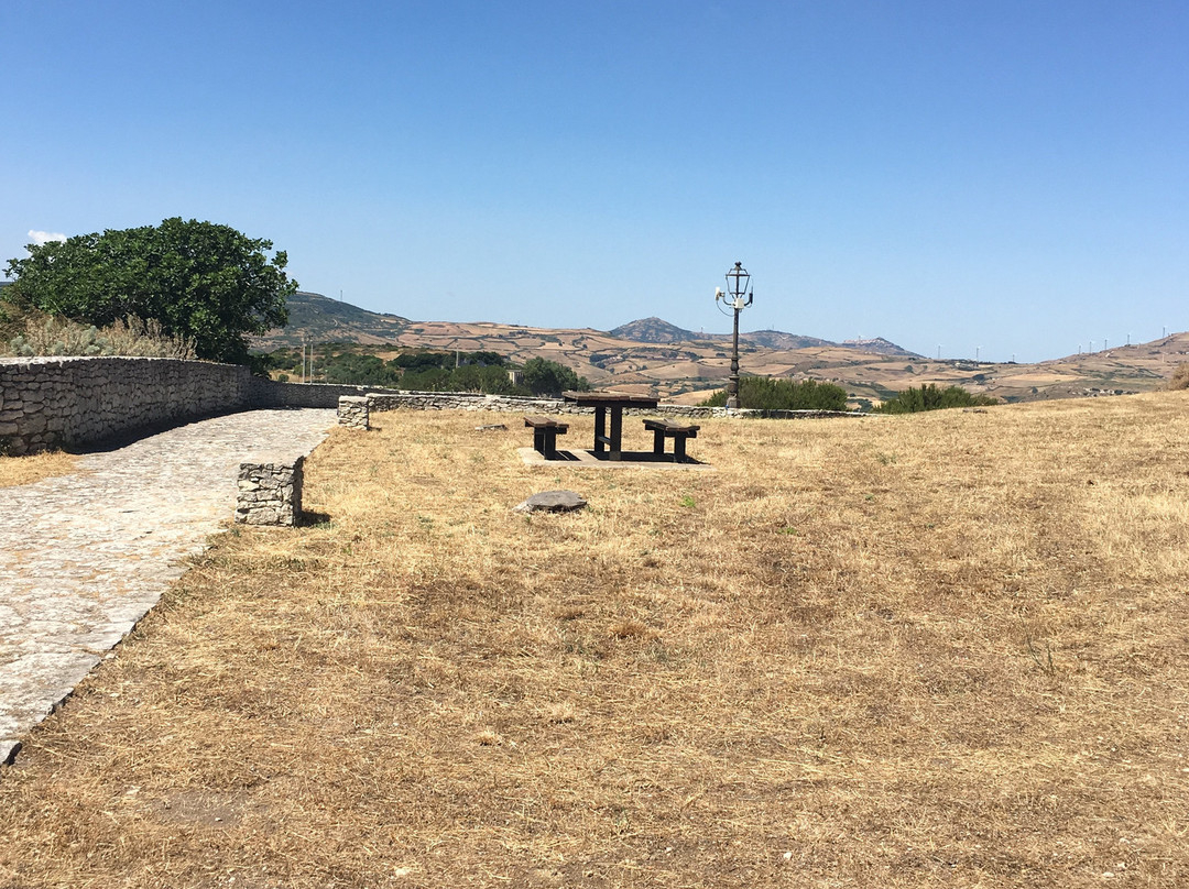 Castello dei Doria-Chiaramonti必去景点